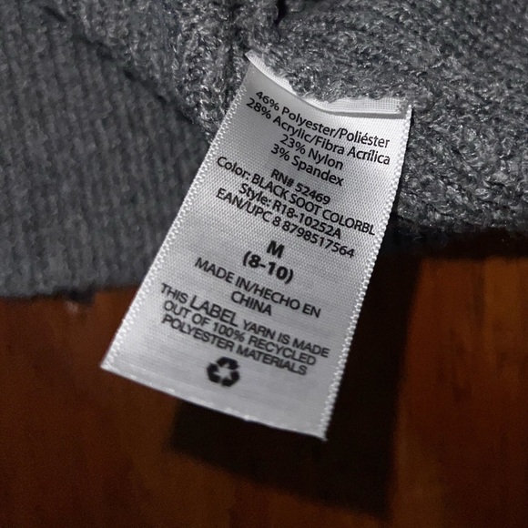 Time and Tru Women’s Black and Gray Crewneck Sweater - Picture 4 of 5